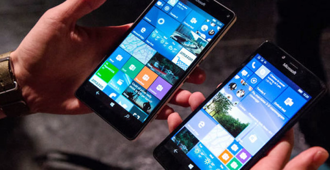 What led to downfall of Windows Mobile